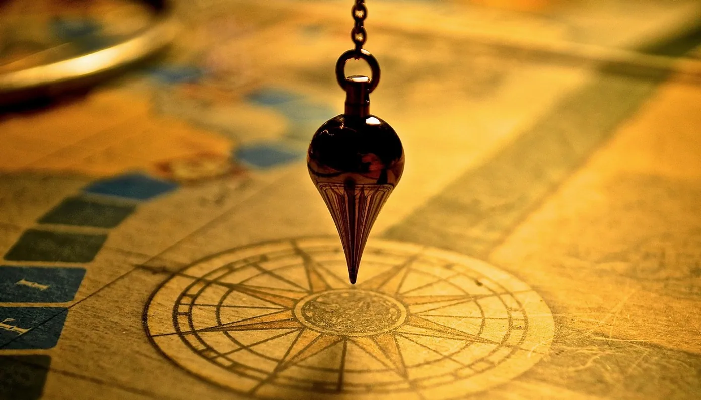 Pendulum, map and navigation
