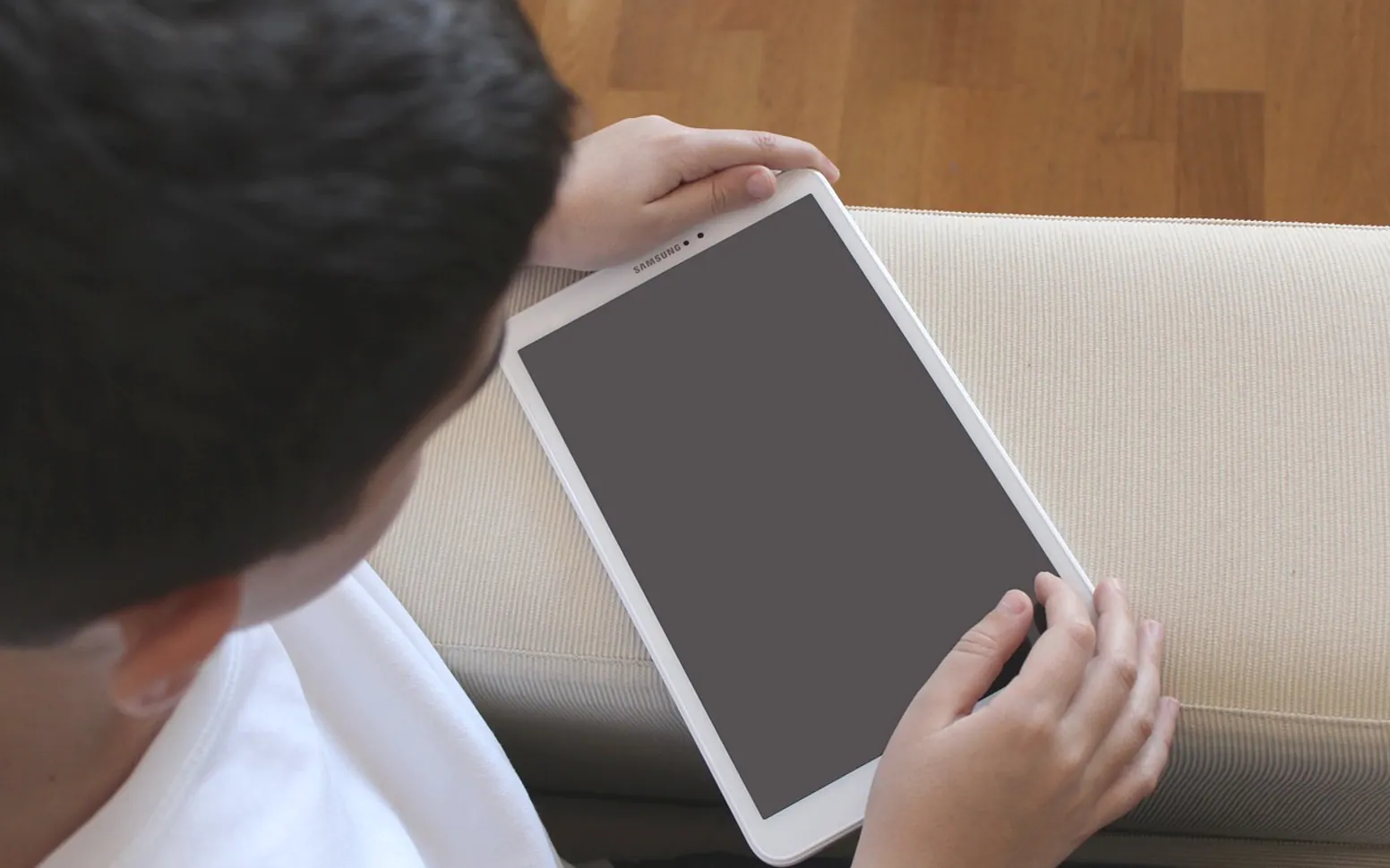 Kid, tablet and playing